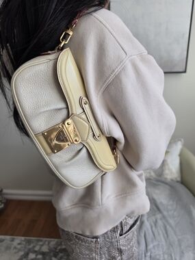 Louis Vuitton Cream Leather L'Aimable Mini Baguette Shoulder Bag